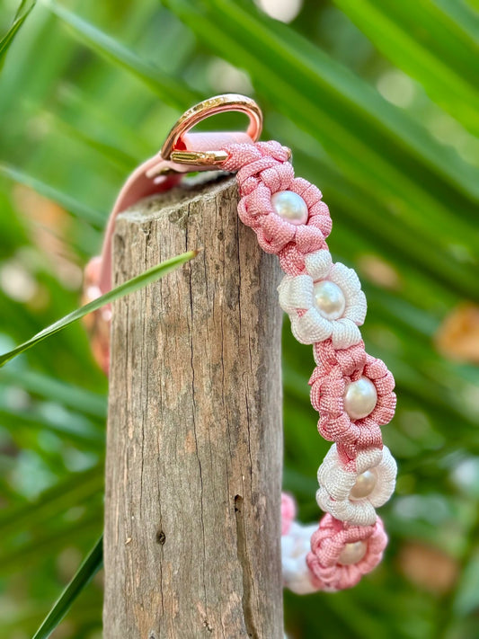 Le collier FLORÉA rose et blanc